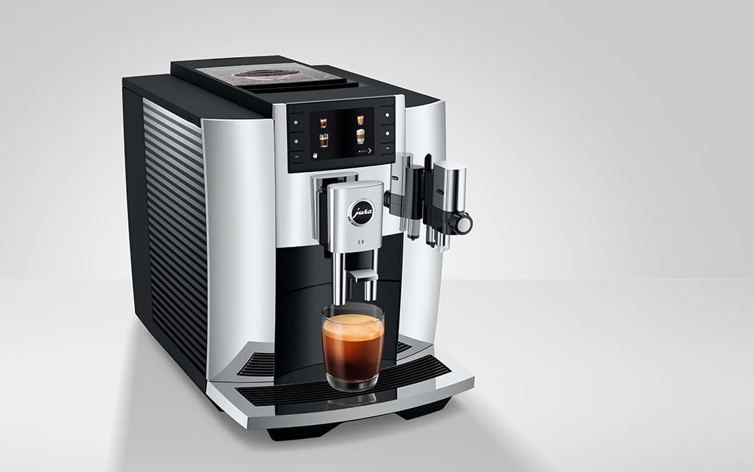 JURA automatski aparat za espresso E8 Chrome Aparati za espresso